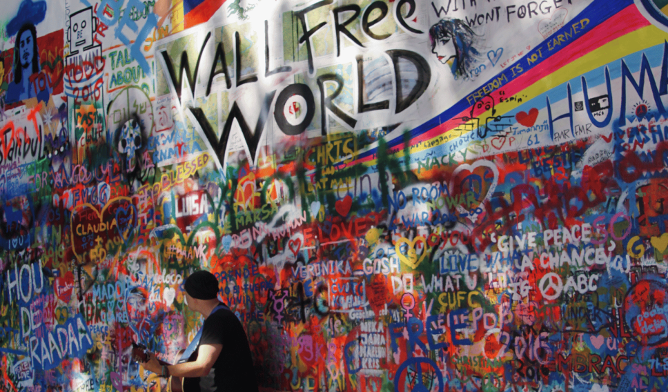 Lennon wall / Cascoly